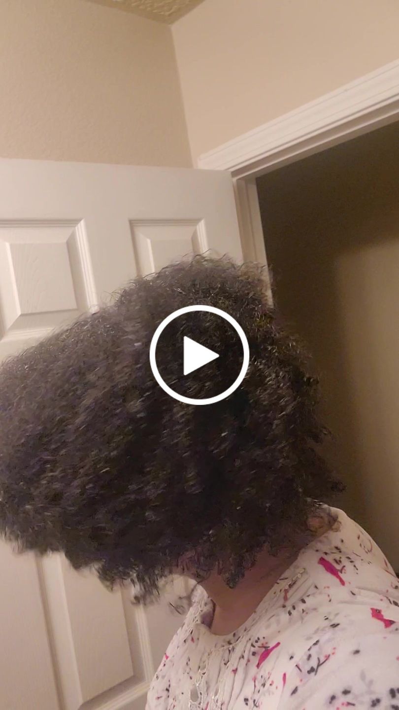 Customer video review of Strengthening & Growth Moisturizer
