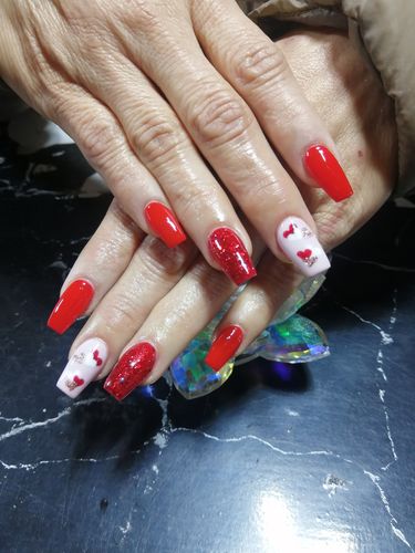Customer photo review of Glam Stron Gel Fantasy Nails