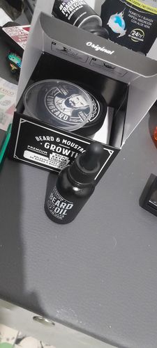 Customer photo review of Kit de Crecimiento de Barba y Bigote Bálsamo Minoxidil 15% + 1 Aceite Premium