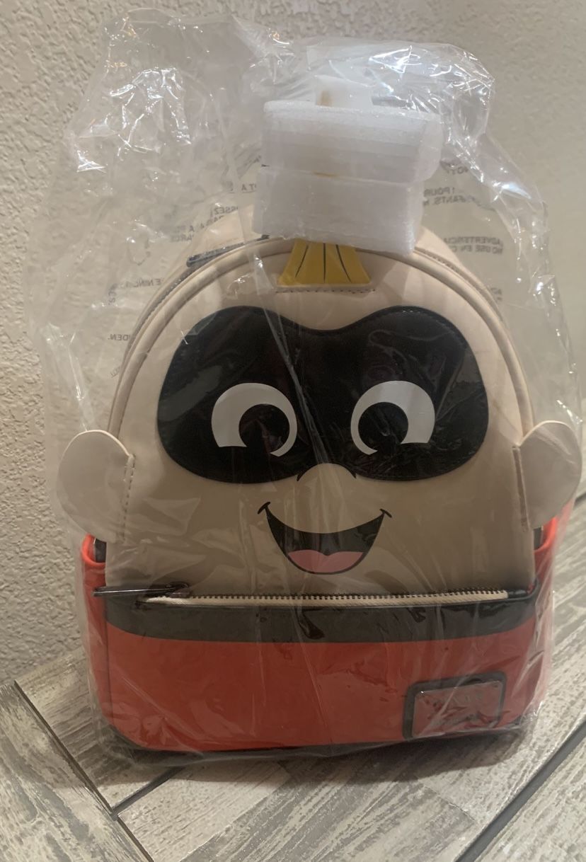 Customer photo review of D23 707 Street Exclusive Limited Edition - Loungefly Pixar Incredibles Jack Jack Light-Up Cosplay Mini Backpack