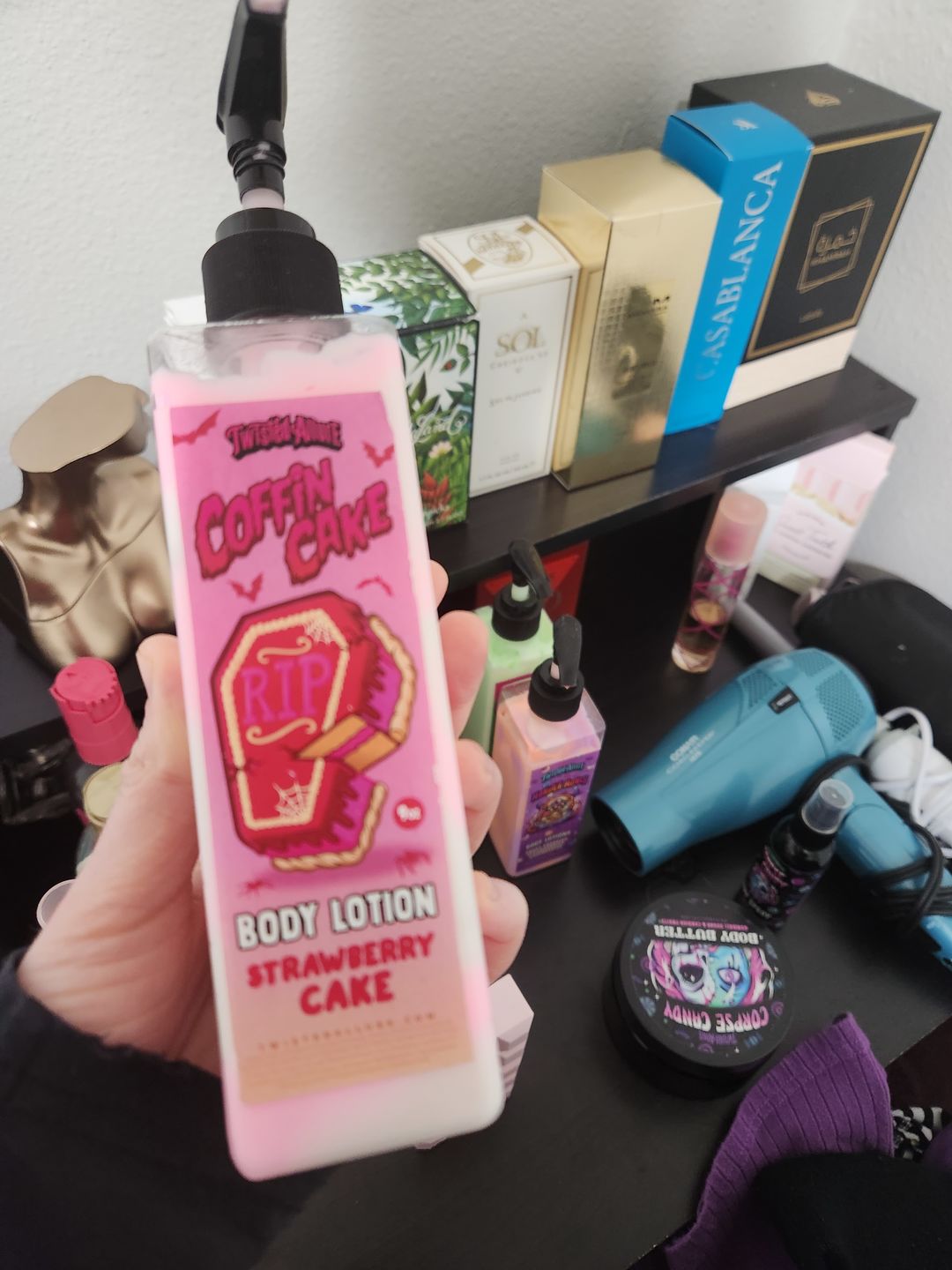 Customer photo review of Coffin Cake Body Lotion (Strawberry Cake)