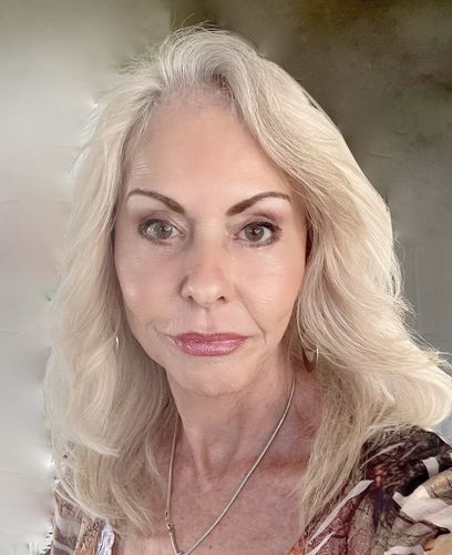 Customer photo review of Topper Hair Moresoo Clip In Hair Real Human Hair Platinum Blonde(#60)