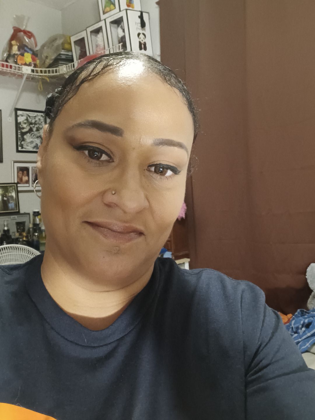 Customer photo review of Perla Green Prescription Colored Contact Lenses