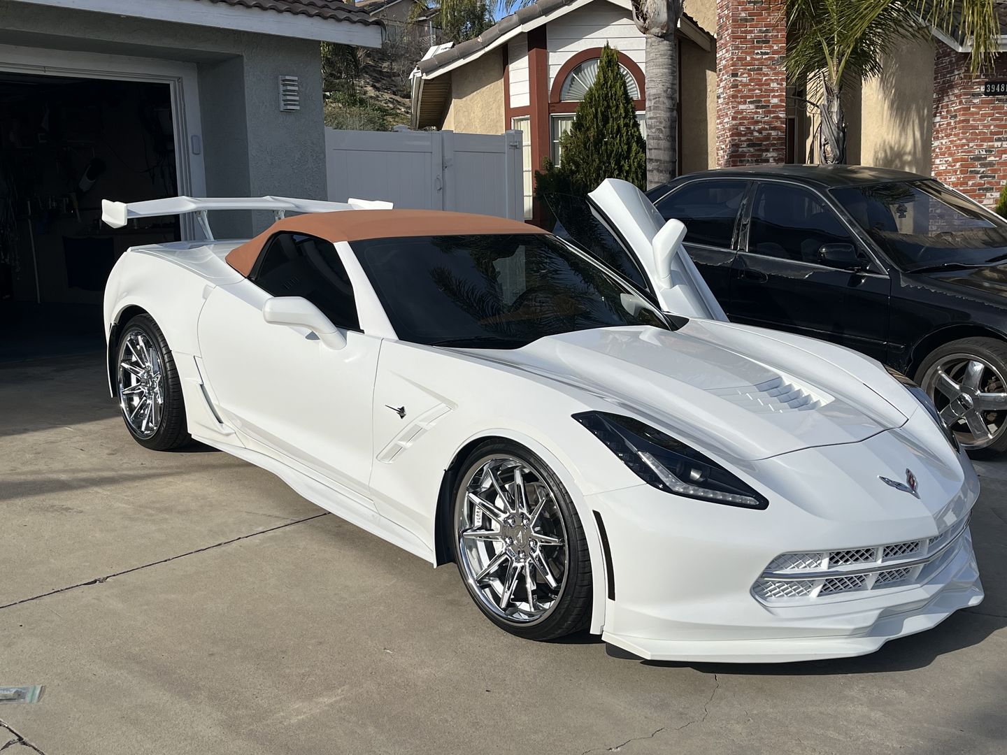 Customer photo review of Corvette C7 Z06 Conversion Side Skirts Rocker Panels