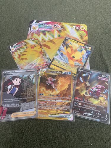 Customer photo review of Clutch Pokémon Club