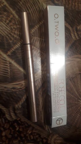 Customer photo review of O.TWO.O Super Waterproof Eyeliner