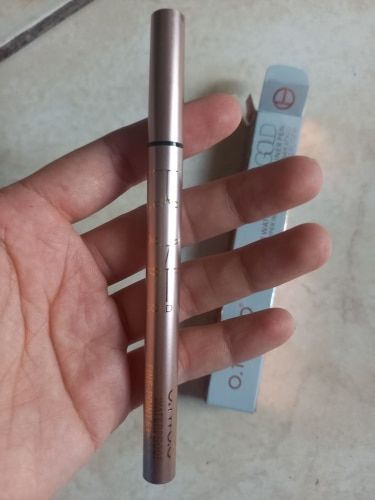 Customer photo review of O.TWO.O Super Waterproof Eyeliner