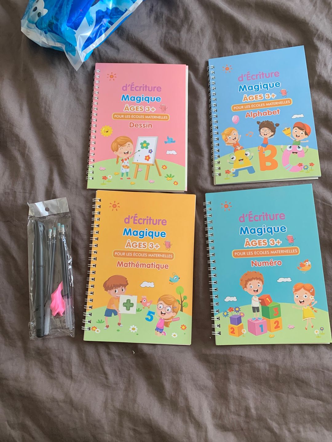 Customer photo review of Cahier Magique d'écriture