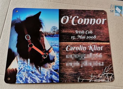 Customer photo review of Pferde Boxenschild mit Foto & Wunschtext