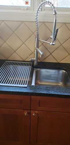 Customer photo review of Klempner Professional Pull Down Spray Dual Handle Swivel Spout Kitchen Faucet