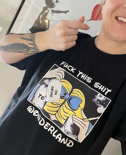 Customer photo review of IM GOING TO WONDERLAND - Premium Shirt Oversize