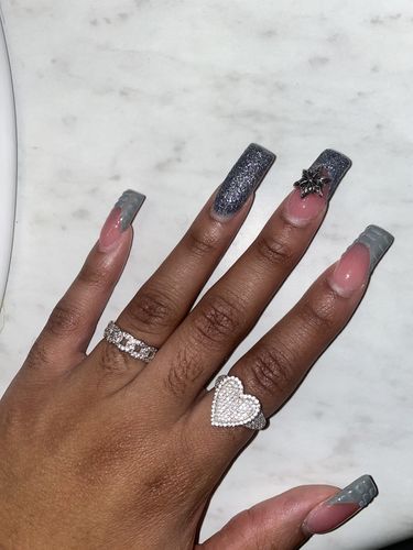 Customer photo review of “Curb chain” ring