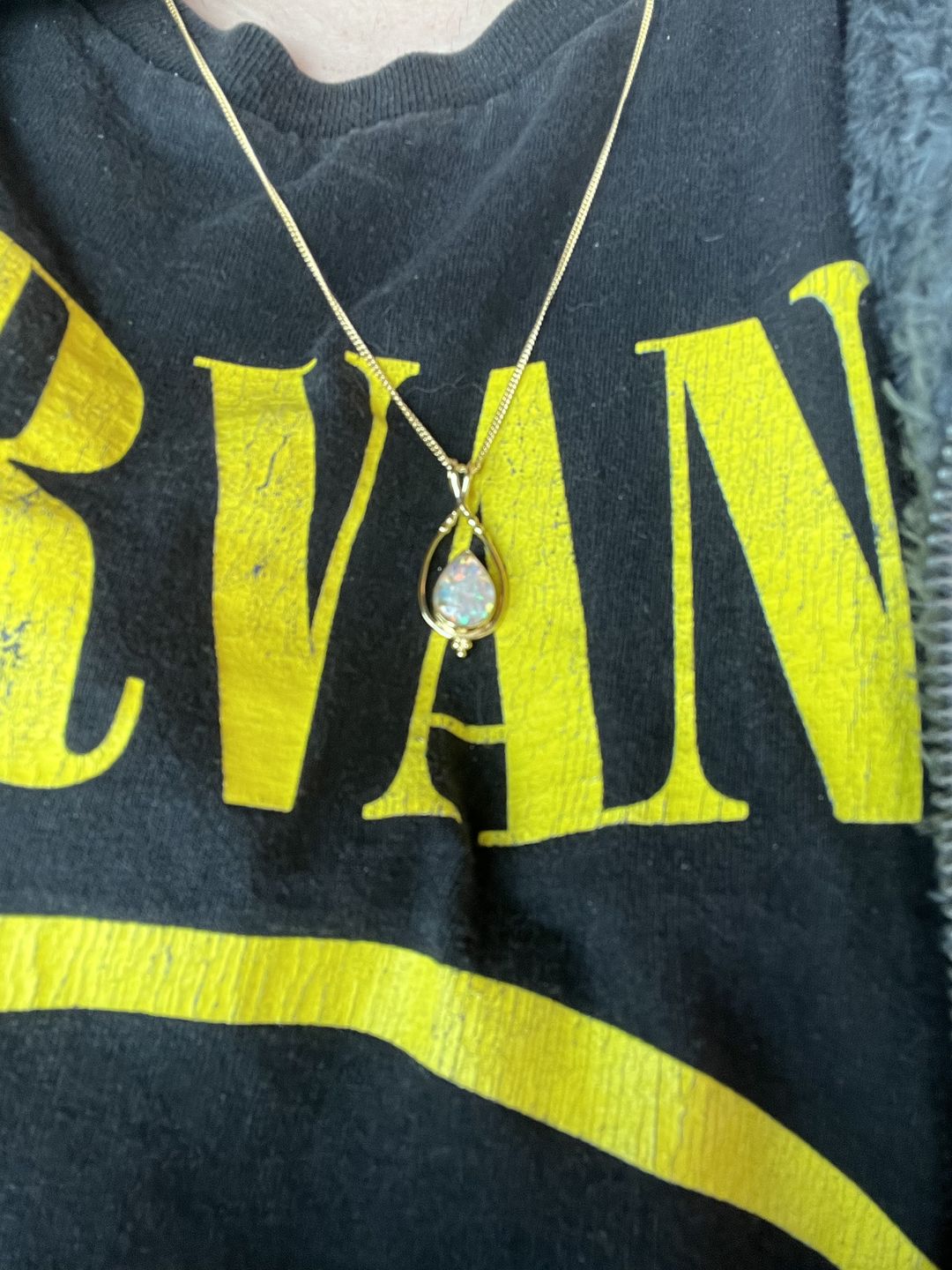 Customer photo review of Double Spade Memorial Pendant with Cremation Ashes