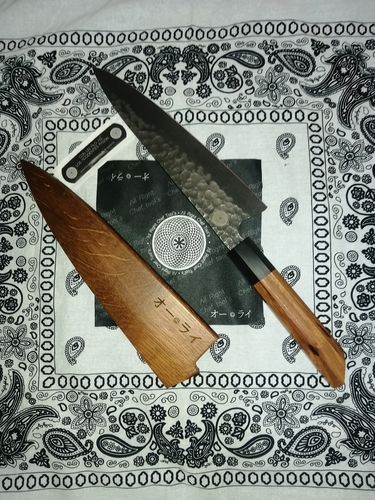Customer photo review of CUCHILLO CHEF ACERO AL CARBONO MARTILLADO - COLECCIÓN CARBONO