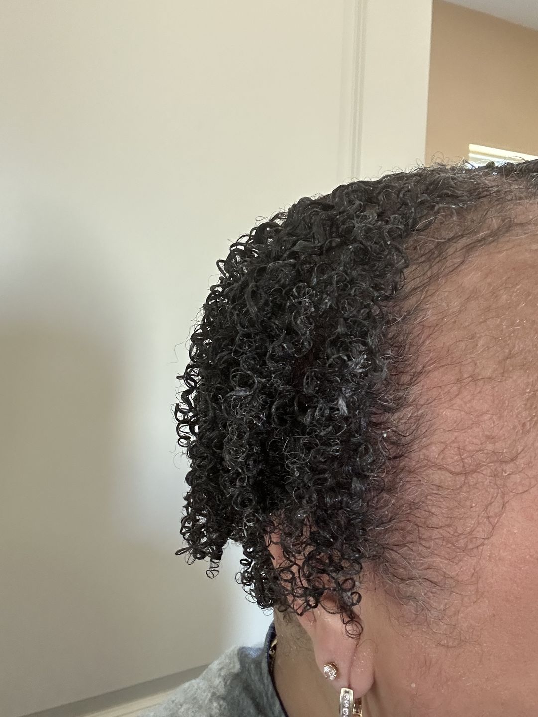 Customer photo review of Defining Flaxseed Gel for Curly Hair with Organic Jojoba Oil for Moisture and Lavender Fragrance