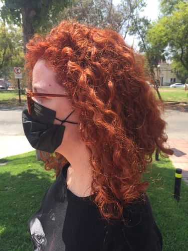 Reseña con foto de un cliente sobre Henna Jamila Hair