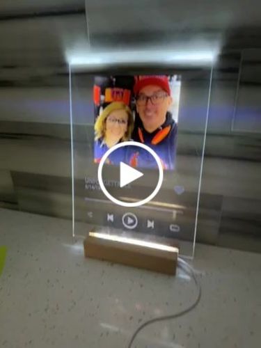 Customer video review of Custom Song Plaque - The Best Anniversary Gift for Couples