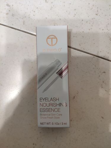 Customer photo review of O.TWO.O Eyelash Nourishing Essence