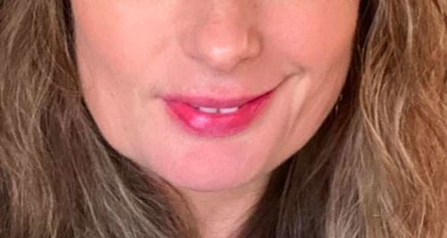 Customer photo review of JuicyPop™ Instantly Plump Lip Balm