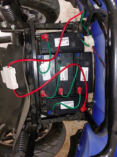 Customer photo review of Juego de Baterías AGM 5 × 12V RP