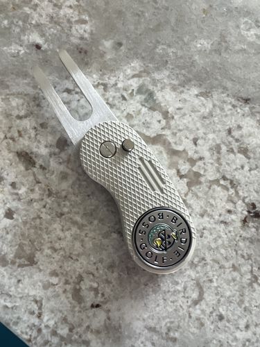 Customer photo review of BIRDIEBOSS DIVOT TOOL