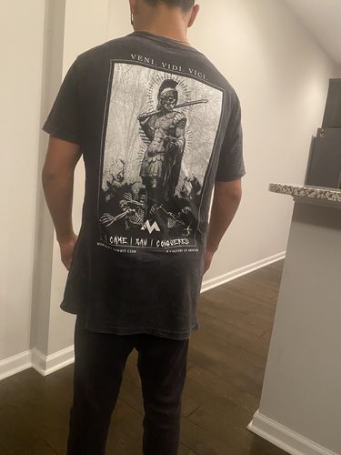Customer photo review of Conquer Mentality - VINTAGE TEE