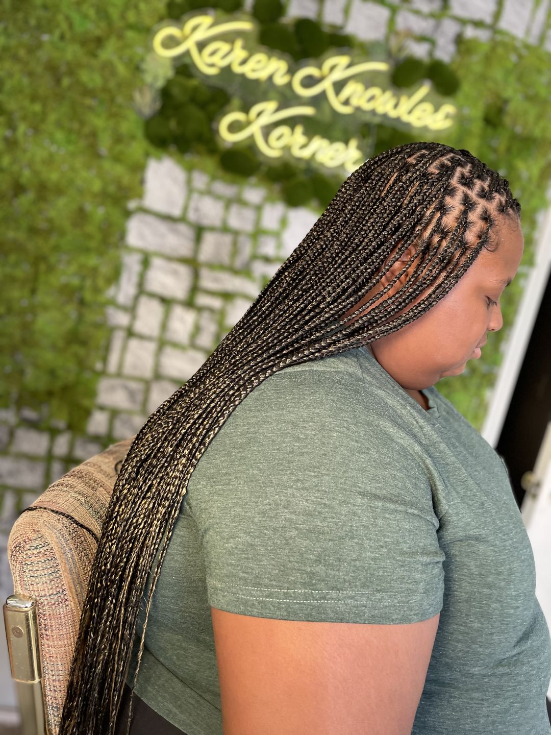 Customer photo review of OUTRE SYNTHETIC PRE STRETCHED ULTRA BRAID - XPRESSION 3X 52"