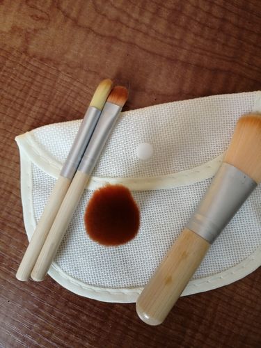 Customer photo review of O.TWO.O Bamboo Brushes