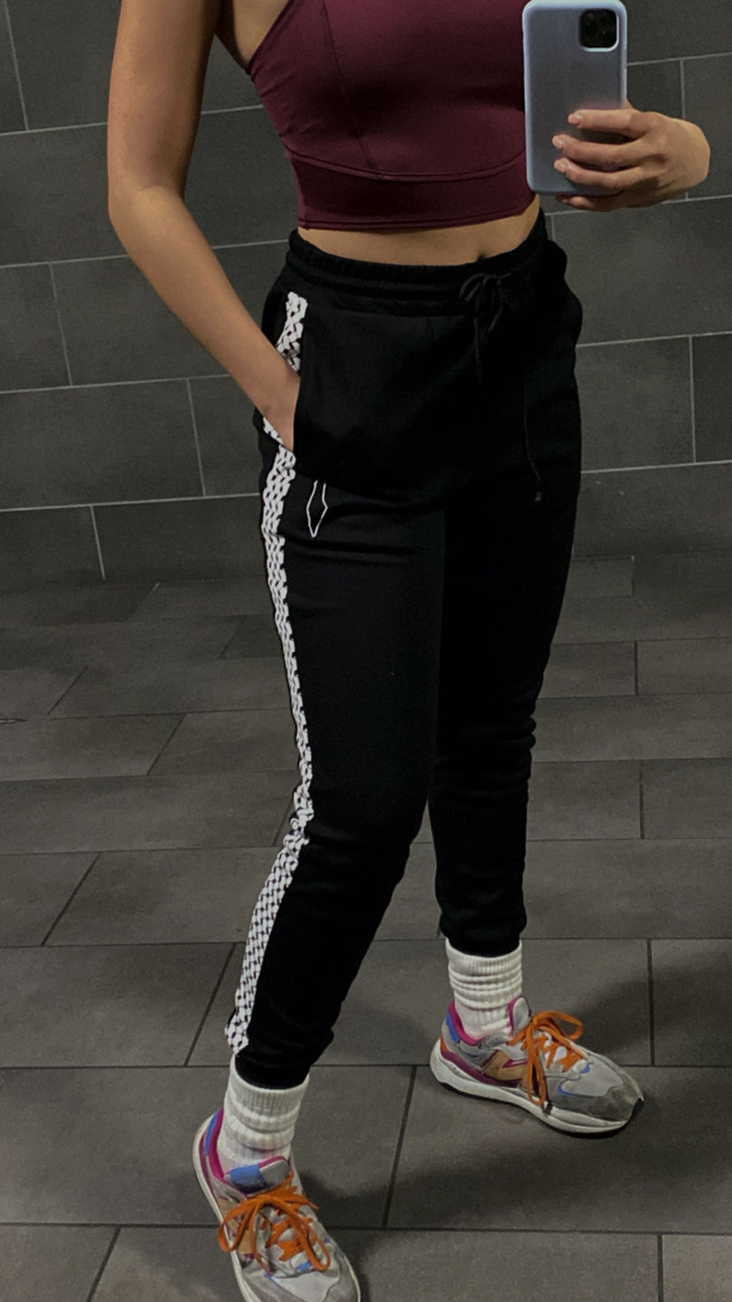 Customer photo review of MEN'S BLACK KUFIYA JOGGERS