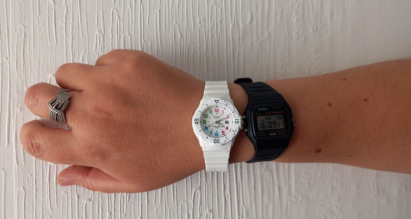Customer photo review of Reloj Casio Análogo LRW-200H-7BVDF Blanco Mini Buceo