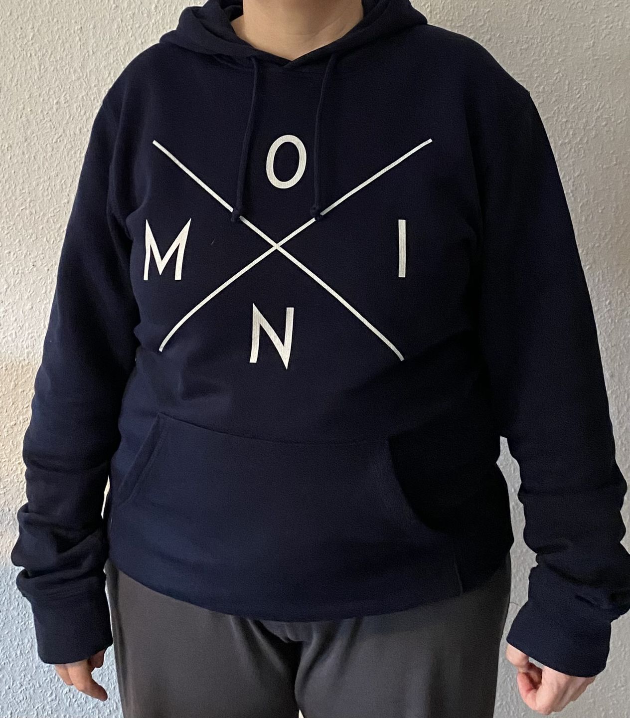 Customer photo review of MOIN Simple · Unisex Bio Hoodie