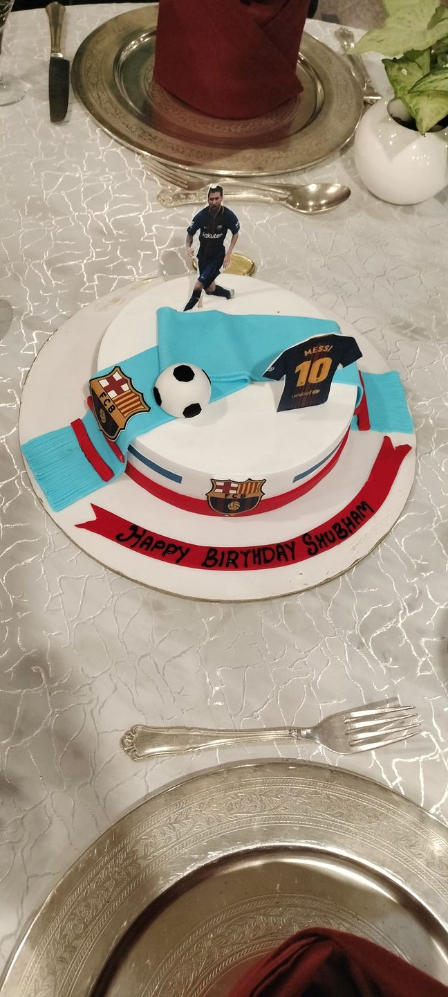 Customer photo review of Messi Jersey Cake