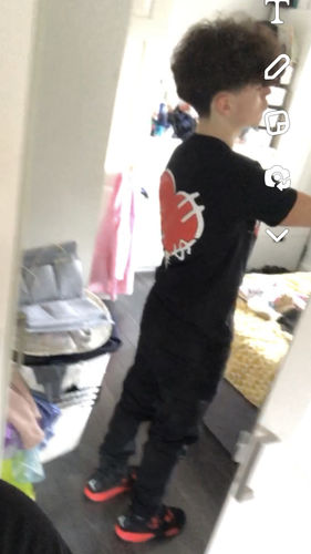 Customer photo review of PRE RICH TEE