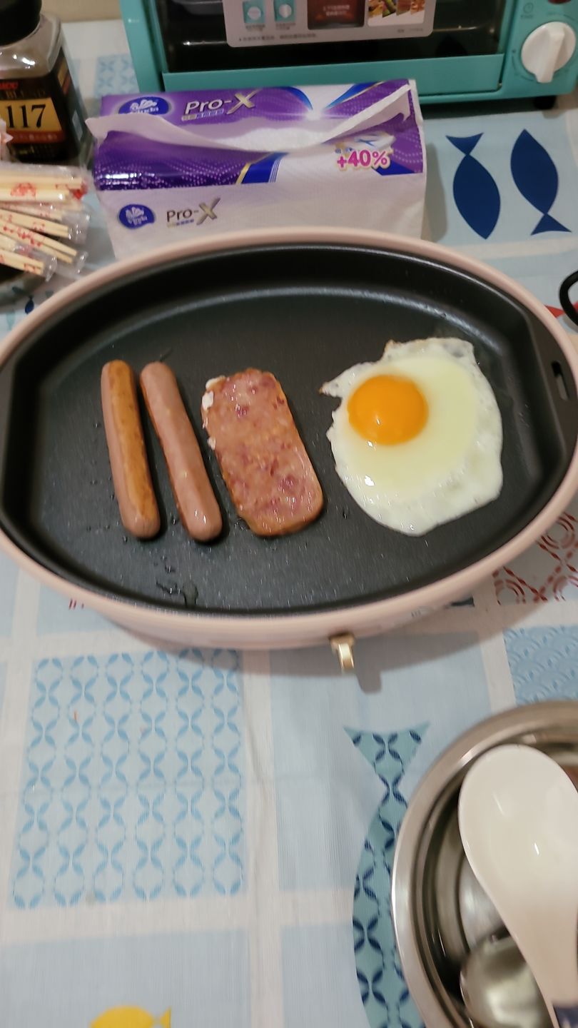 Customer photo review of 6烤盤套裝！BRUNO 多功能橢圓電熱鍋 Oval Hot Plate - 粉米色