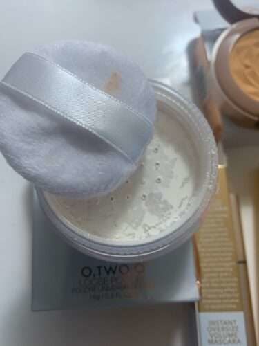 Customer photo review of O.TWO.O Loose Powder