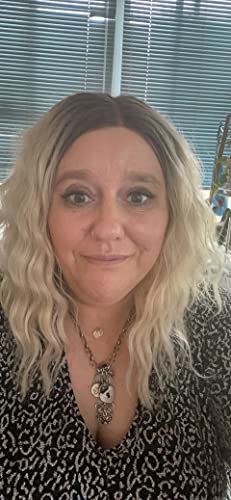 Customer photo review of Moresoo Mono Topper For Women Human Hair Pieces (#T6/613)