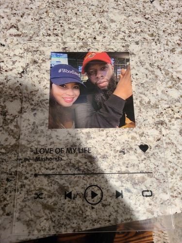 Customer photo review of Custom Song Plaque - The Best Anniversary Gift for Couples