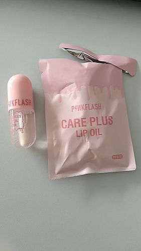 Customer photo review of PINKFLASH LIP OIL