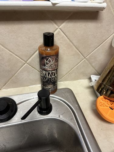 Customer photo review of Grizzly Handsoap