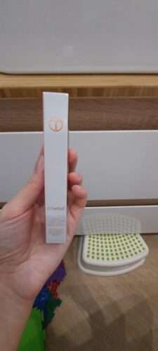 Customer photo review of O.TWO.O Instant Fiber Lash Mascara