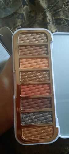 Customer photo review of O.TWO.O Luxury Gold Eyeshadow Palette