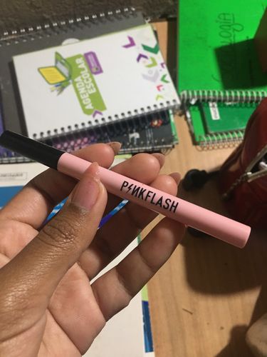 Customer photo review of PINKFLASH LOCK EYELINER