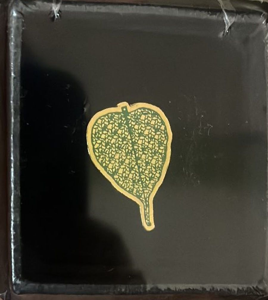 Customer photo review of Lapel Pin Pipal Leaf Green