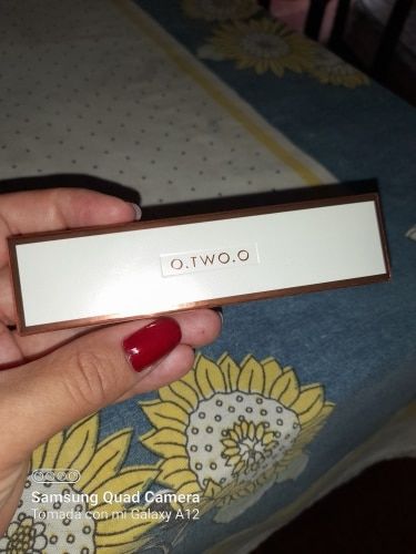 Customer photo review of O.TWO.O Glow Lift Contour Stick