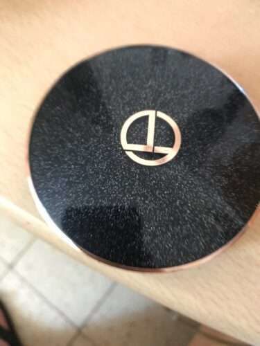 Customer photo review of O.TWO.O Dream Diamond Face Powder