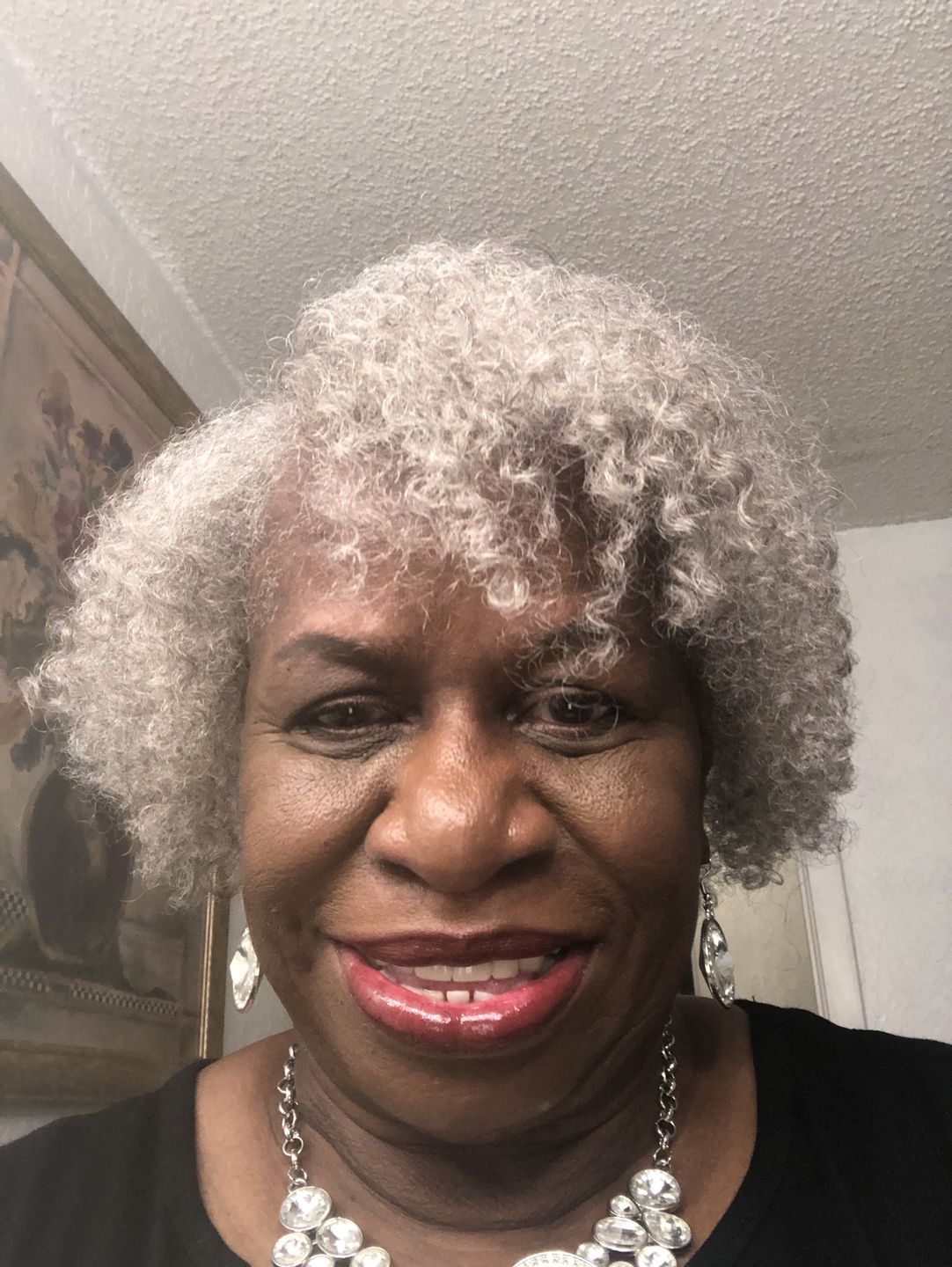 Customer photo review of Defining Flaxseed Gel for Curly Hair with Organic Jojoba Oil for Moisture and Lavender Fragrance