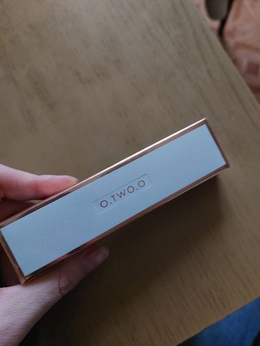Customer photo review of O.TWO.O Glow Lift Contour Stick