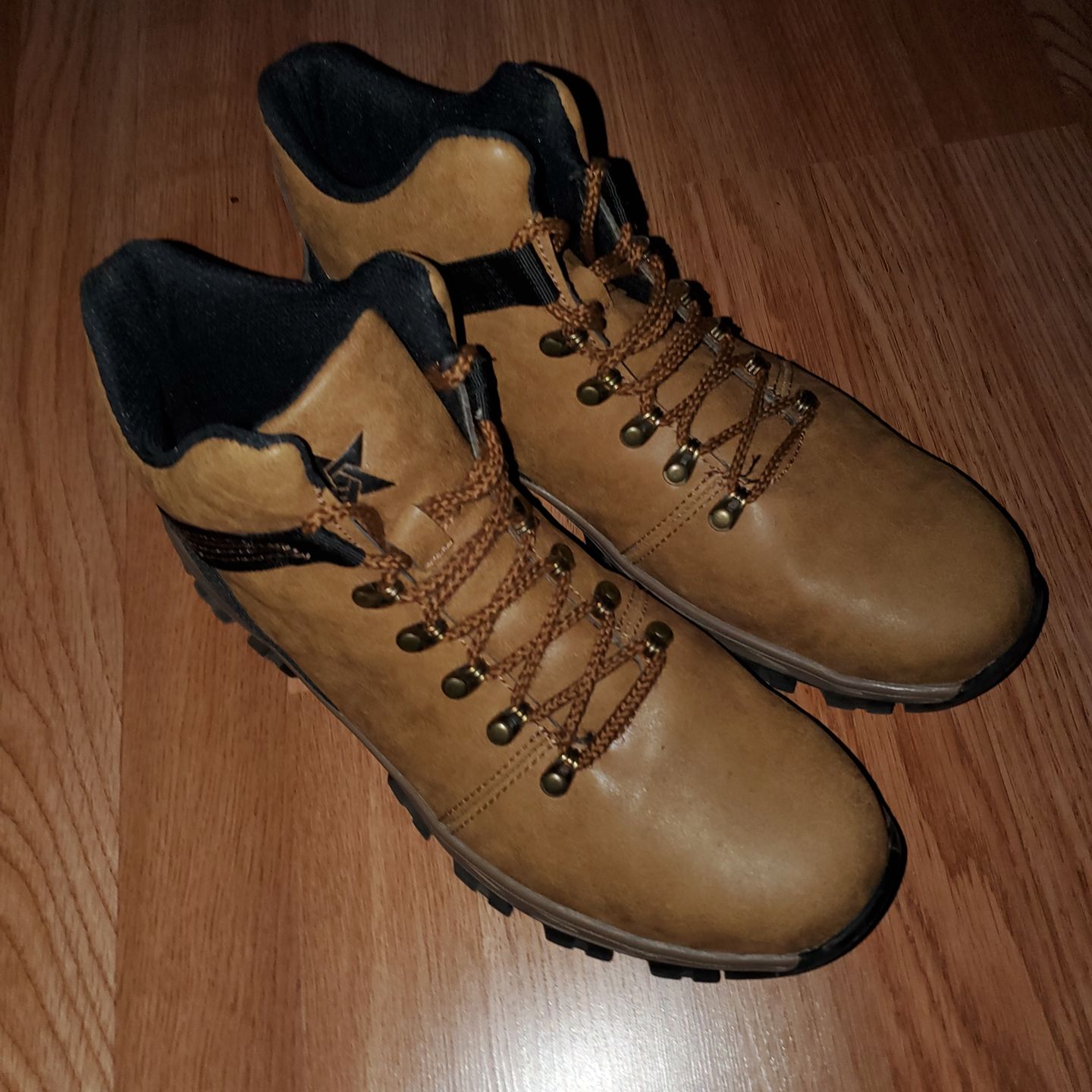 Customer photo review of Star 101 Brown