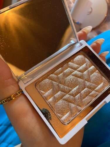 Customer photo review of O.TWO.O Star Moving Highlighter