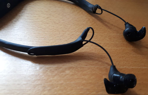 Customer photo review of Tayogo Waterproof Mp3 Player 8GB for swimming